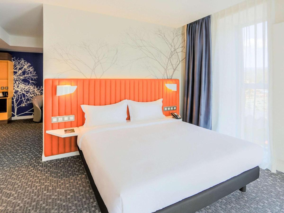 Отель Ibis Styles Ulaanbaatar Polaris Экстерьер фото